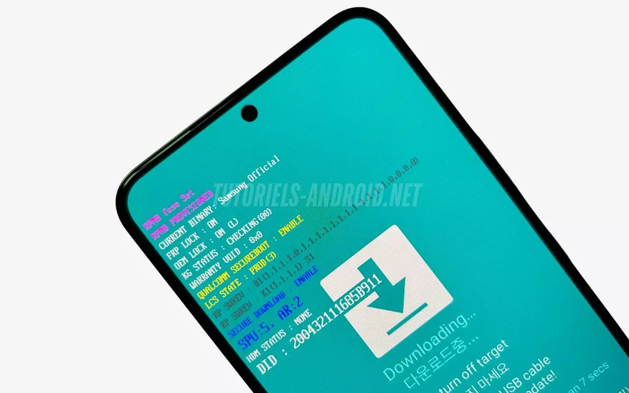 SamFW : le site gratuit pour télécharger les Firmwares Samsung 4 Entrer dans le mode download sur Samsung Galaxy