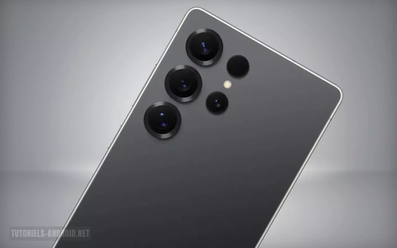iPhone 17 Pro Max et Galaxy S25 Ultra : quelle différence ? 6 Samsung Galaxy S25 Ultra avec appareil photo arrière multiple haute résolution